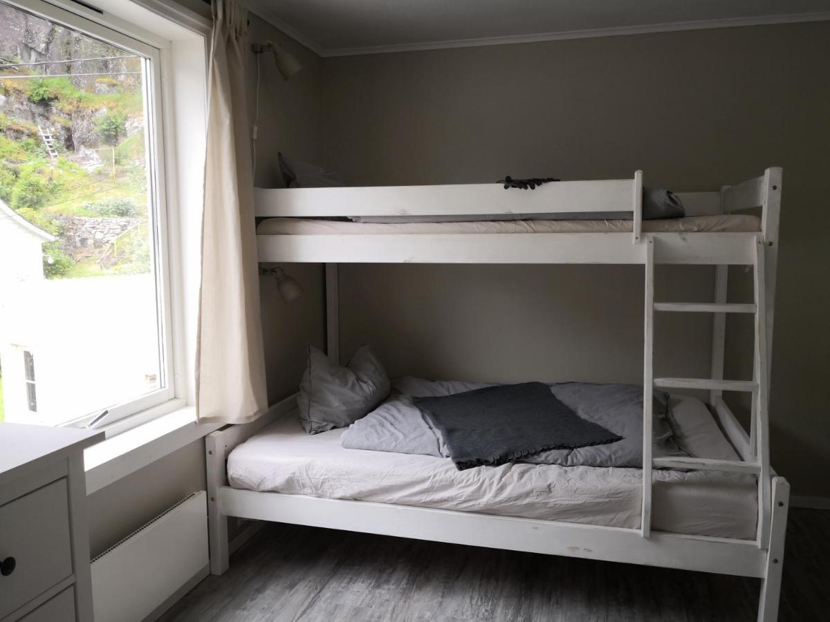 Old School Pa Eidslandet - Exclusive Apartment エクステリア 写真
