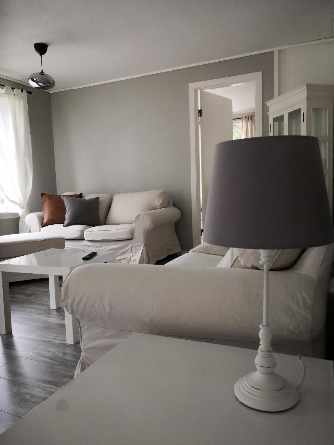 Old School Pa Eidslandet - Exclusive Apartment エクステリア 写真