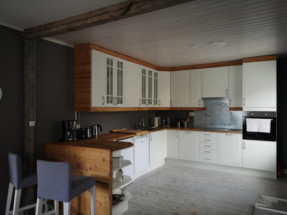 Old School Pa Eidslandet - Exclusive Apartment エクステリア 写真