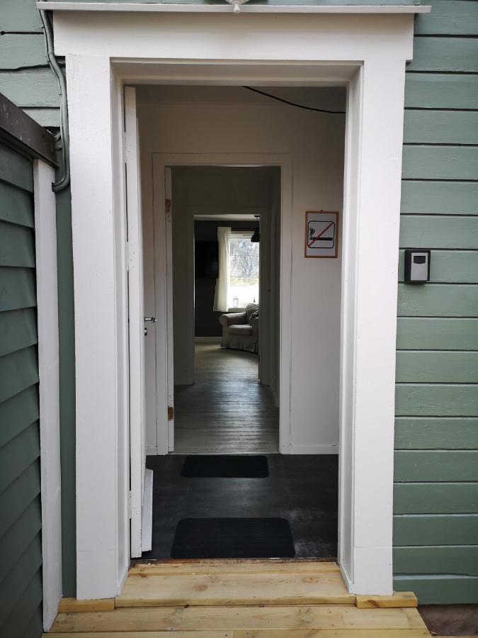 Old School Pa Eidslandet - Exclusive Apartment エクステリア 写真