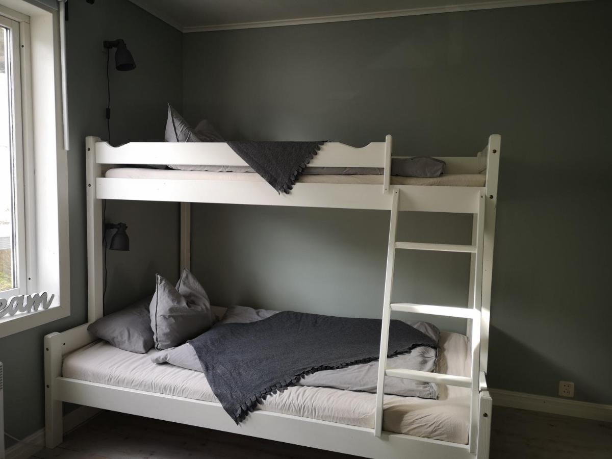 Old School Pa Eidslandet - Exclusive Apartment エクステリア 写真